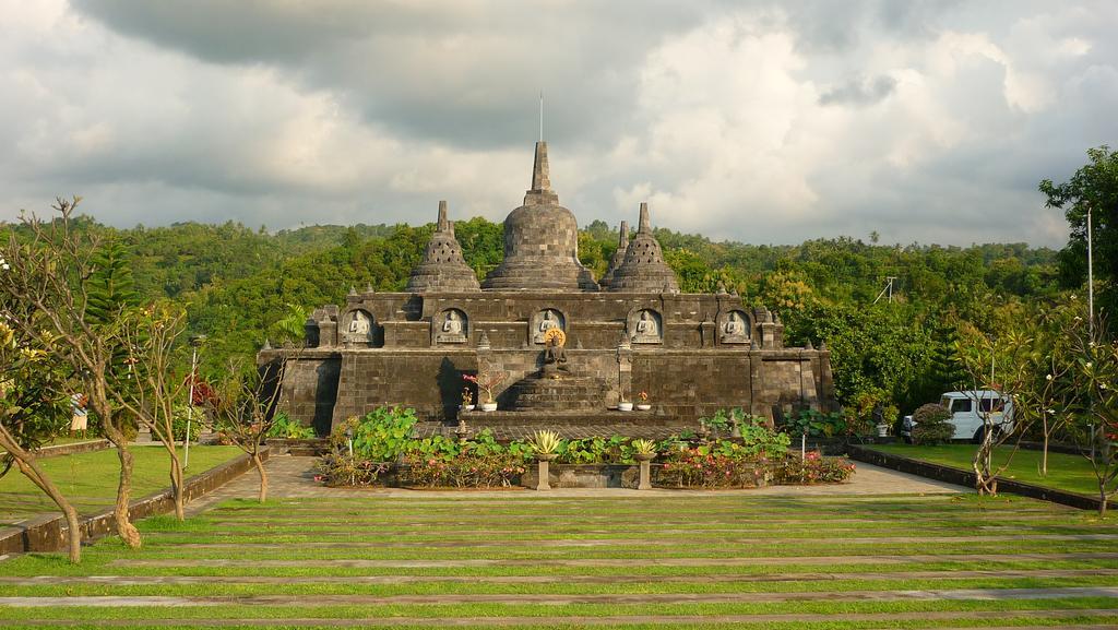 Yoga Homestay Мундук Экстерьер фото