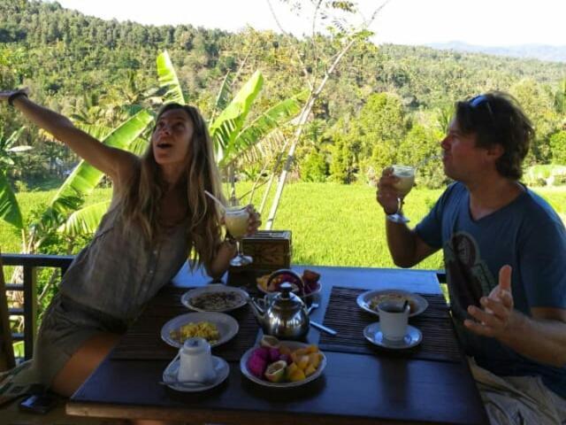 Yoga Homestay Мундук Экстерьер фото